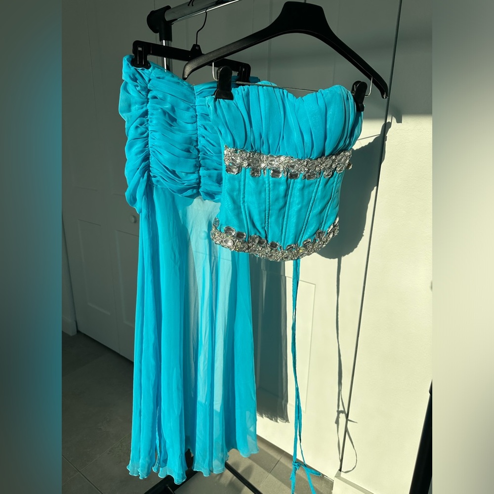 costume for parties, performances and photo shoots. Size Xs/s (c 81)